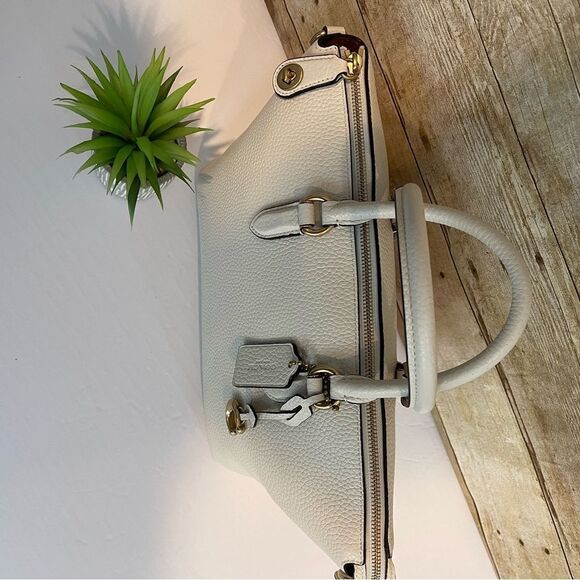 Coach - Cara Soft Pebble Leather Satchel Crossbody Bag. Dust Bag Chalk - Picture 6 of 15